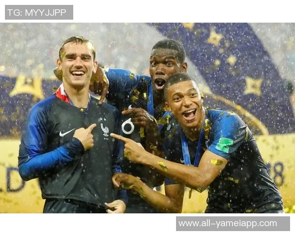 卡拉格展望2026年世界杯法国队夺冠姆巴佩获金球英格兰队挺进四强